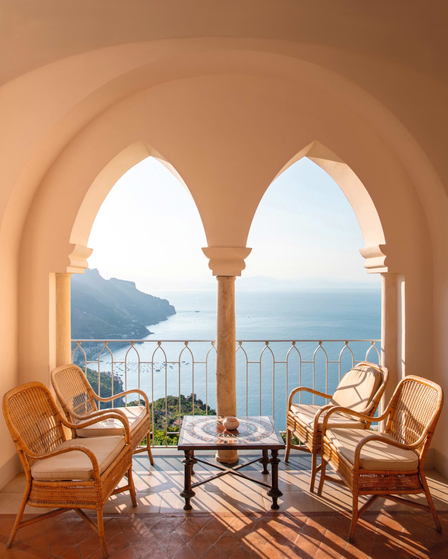 10-day itinerary (as an insider guide)