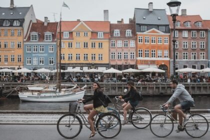 Copenhagen's Copenhagen rewards travelers for their green behaviour
