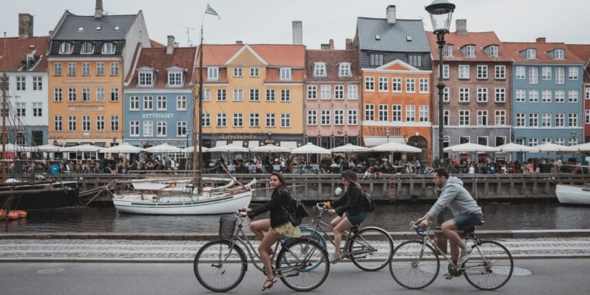 Copenhagen's Copenhagen rewards travelers for their green behaviour