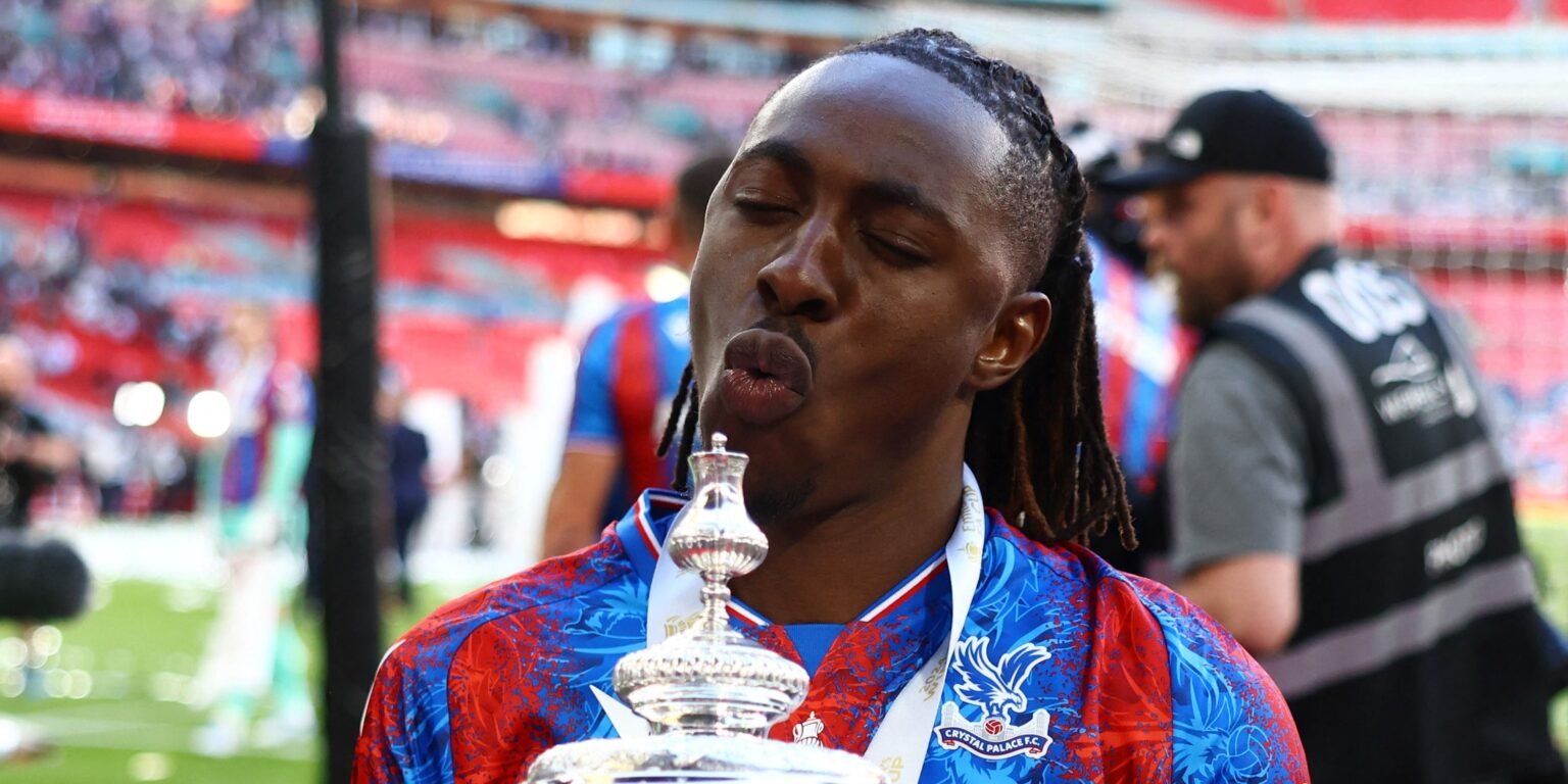Crystal Palace can sign a £77 million duo in a "sensational" move to replace Eze