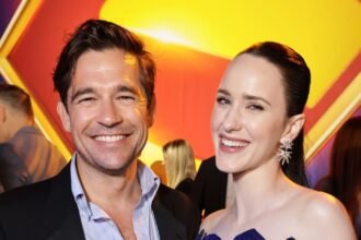 Rachel Brosnahan's Husband: Meets her "Meisel" co-star Jason Ralph