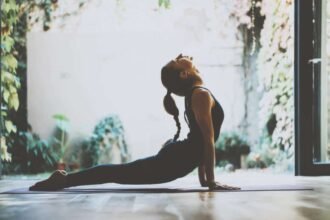 9 Asana Yoga Pose to Help You Lose Weight Quickly